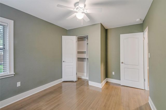 932 MAYFAIR CIRCLE, Orlando, FL 32803