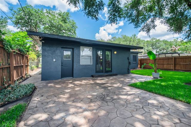 932 MAYFAIR CIRCLE, Orlando, FL 32803