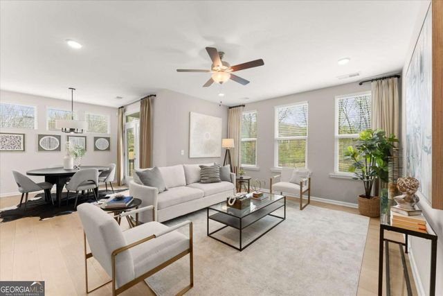 15 Lakeside Way NE, Cartersville, GA 30121