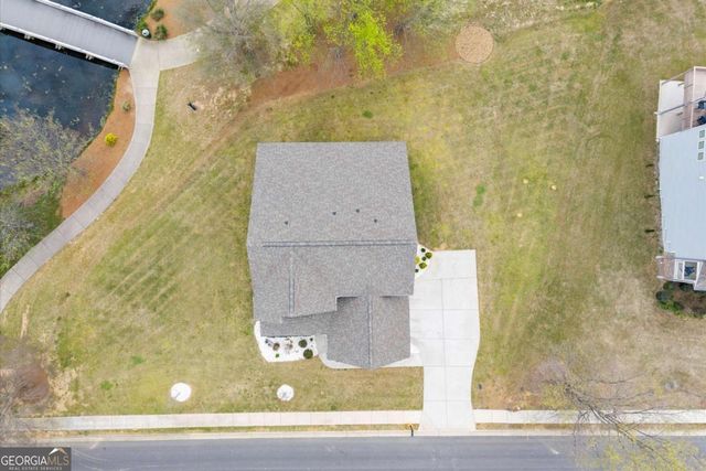 15 Lakeside Way NE, Cartersville, GA 30121
