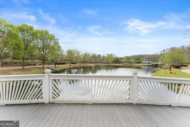 15 Lakeside Way NE, Cartersville, GA 30121