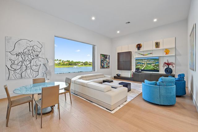 7638 Hawks Landing Drive, West Palm Beach, FL 33412