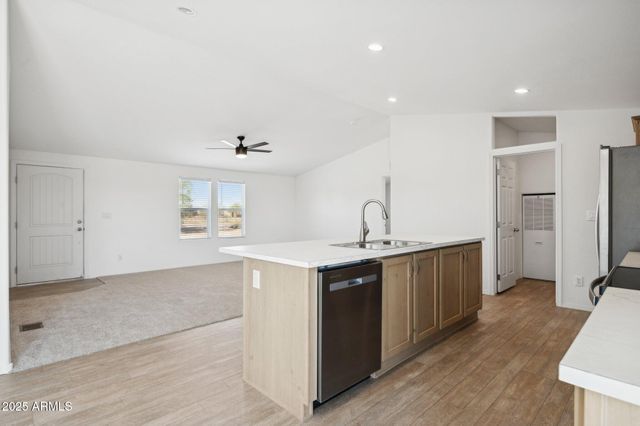 663 N Ralston Road, Maricopa, AZ 85139