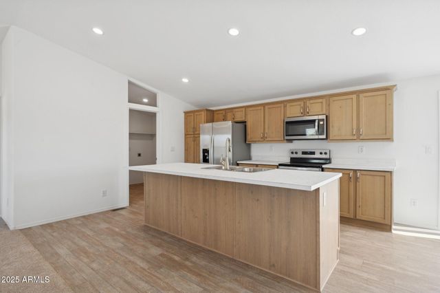 663 N Ralston Road, Maricopa, AZ 85139