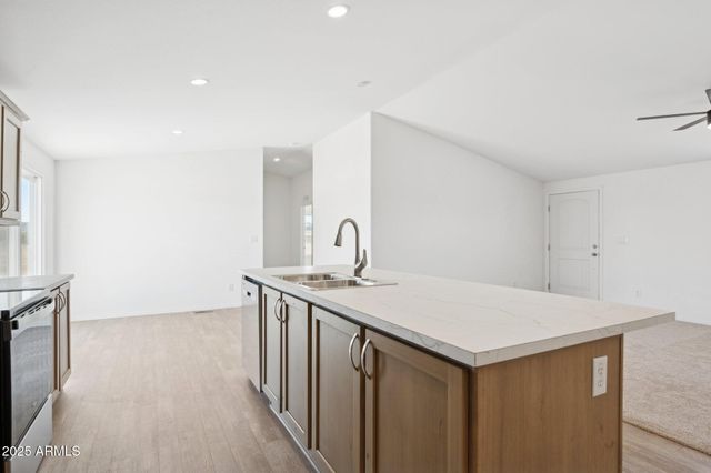 663 N Ralston Road, Maricopa, AZ 85139