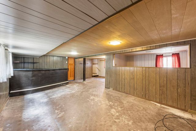 1318 S 61st Court, Cicero, IL 60804