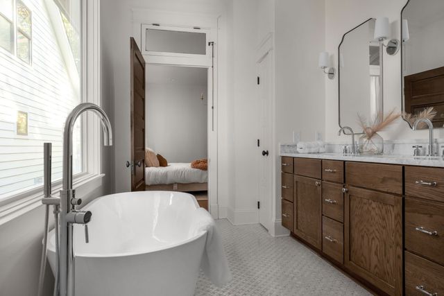 1138 Cahal Ave, Nashville, TN 37206