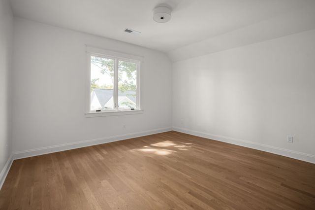 1138 Cahal Ave, Nashville, TN 37206