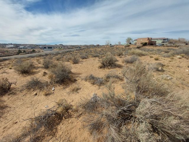 2015 San Pablo Road NE, Rio Rancho, NM 87144