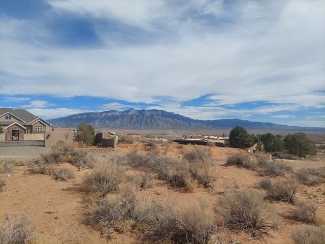 2015 San Pablo Road NE, Rio Rancho, NM 87144
