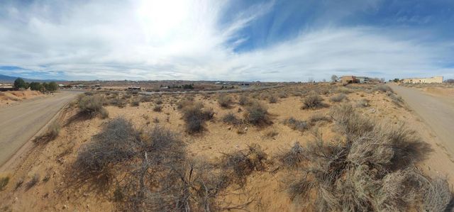 2015 San Pablo Road NE, Rio Rancho, NM 87144