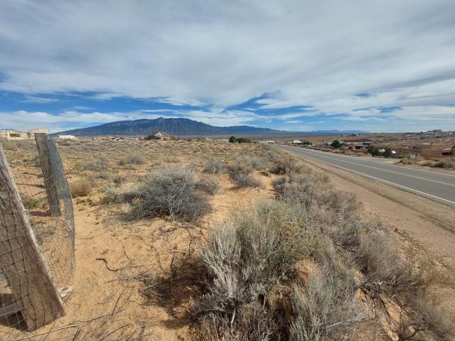 2015 San Pablo Road NE, Rio Rancho, NM 87144