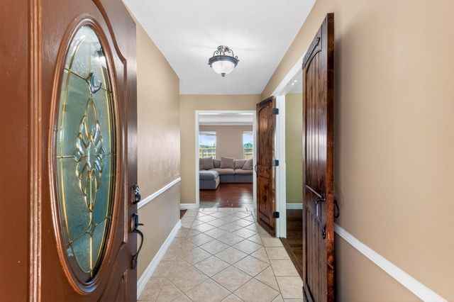 10070 Woodcreek Circle, Willis, TX 77318