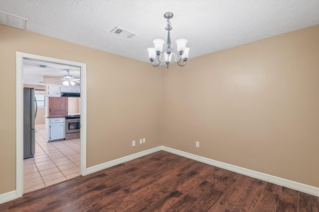 10070 Woodcreek Circle, Willis, TX 77318