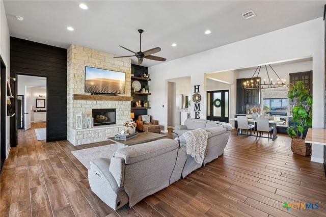 11072 La Paloma Loop, Salado, TX 76571