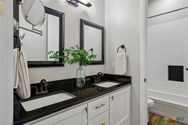 11072 La Paloma Loop, Salado, TX 76571