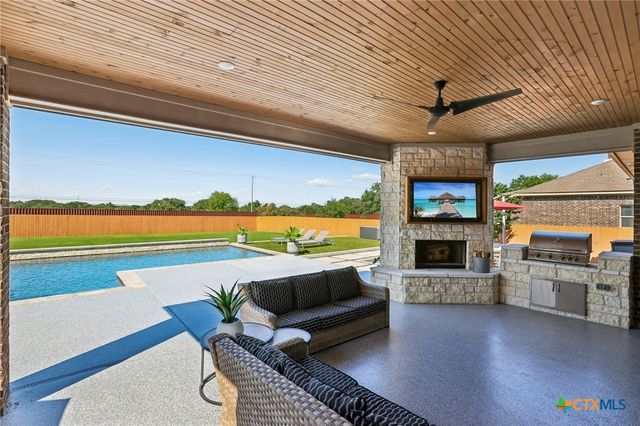 11072 La Paloma Loop, Salado, TX 76571