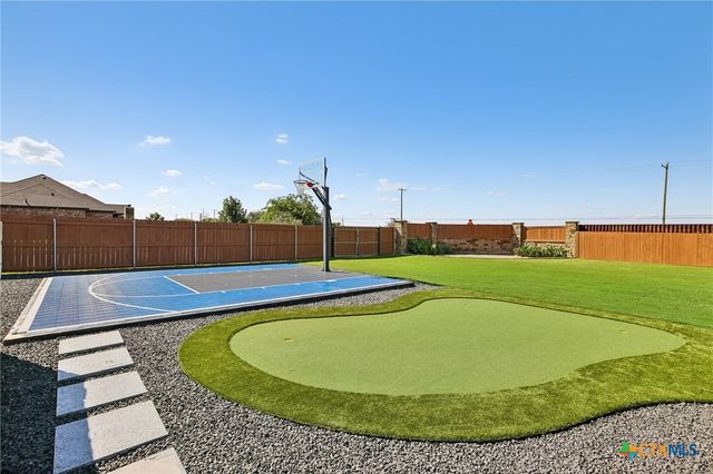 11072 La Paloma Loop, Salado, TX 76571