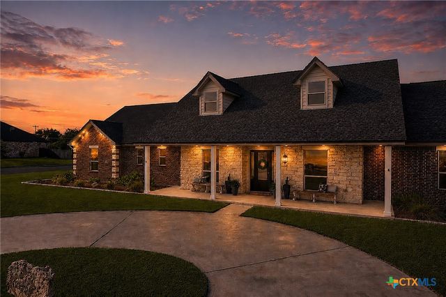 11072 La Paloma Loop, Salado, TX 76571