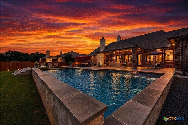 11072 La Paloma Loop, Salado, TX 76571