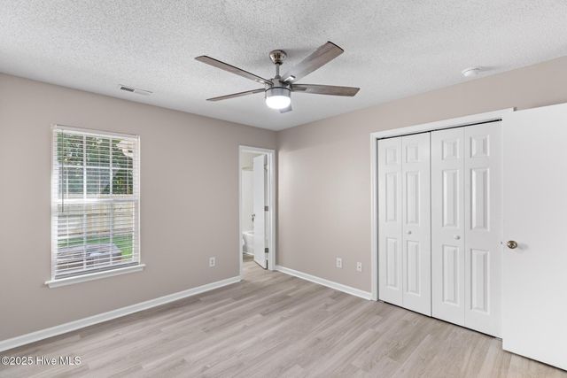 407 Meadowbrook Lane, Jacksonville, NC 28546