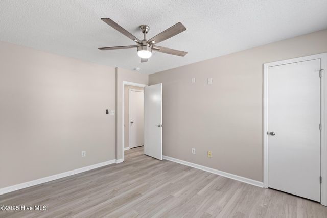 407 Meadowbrook Lane, Jacksonville, NC 28546
