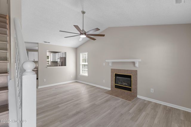 407 Meadowbrook Lane, Jacksonville, NC 28546