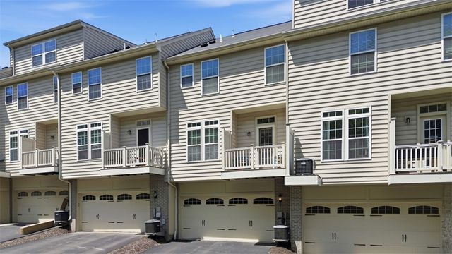 303 Wealdstone Road, Cranberry Twp, PA 16066