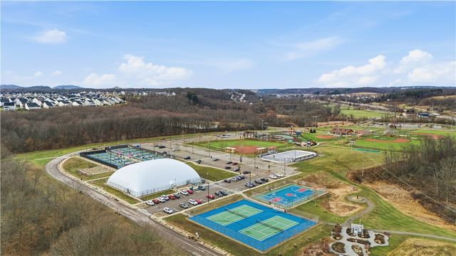 303 Wealdstone Road, Cranberry Twp, PA 16066