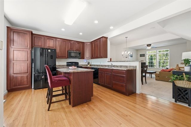 303 Wealdstone Road, Cranberry Twp, PA 16066