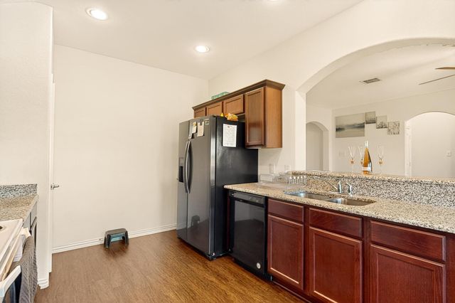 9144 Saint Barts Road, Fort Worth, TX 76123