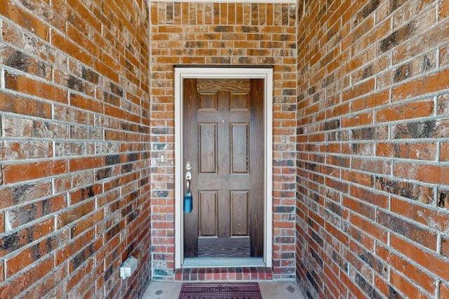 9144 Saint Barts Road, Fort Worth, TX 76123