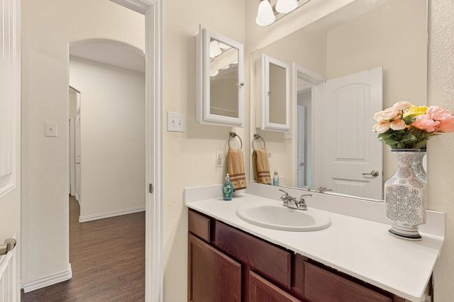 9144 Saint Barts Road, Fort Worth, TX 76123