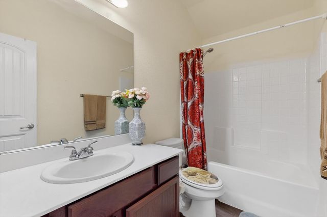 9144 Saint Barts Road, Fort Worth, TX 76123