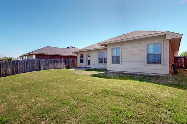 9144 Saint Barts Road, Fort Worth, TX 76123