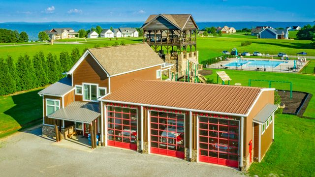 1899 River Bluffs Drive, Jasper, TN 37347