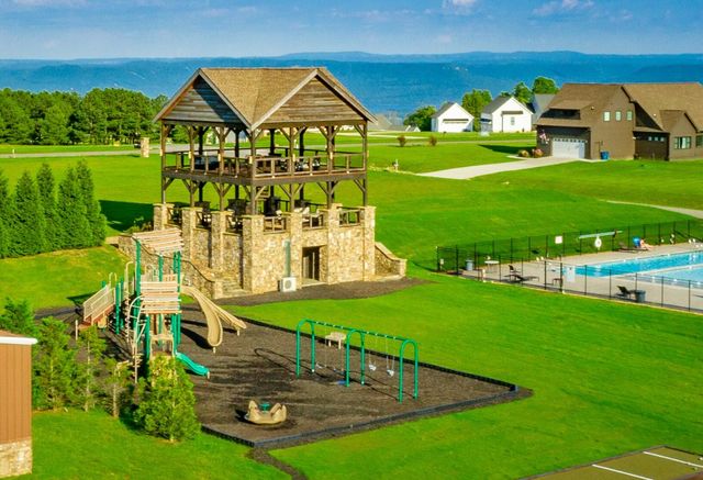 1899 River Bluffs Drive, Jasper, TN 37347