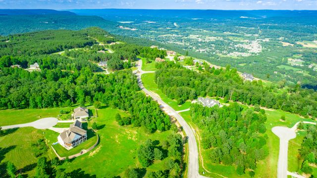 1899 River Bluffs Drive, Jasper, TN 37347