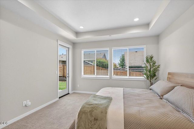106 Valemont Drive, Eagle Point, OR 97524