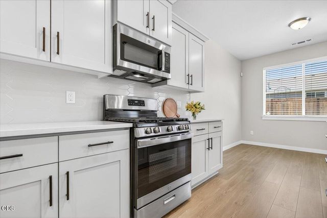 106 Valemont Drive, Eagle Point, OR 97524