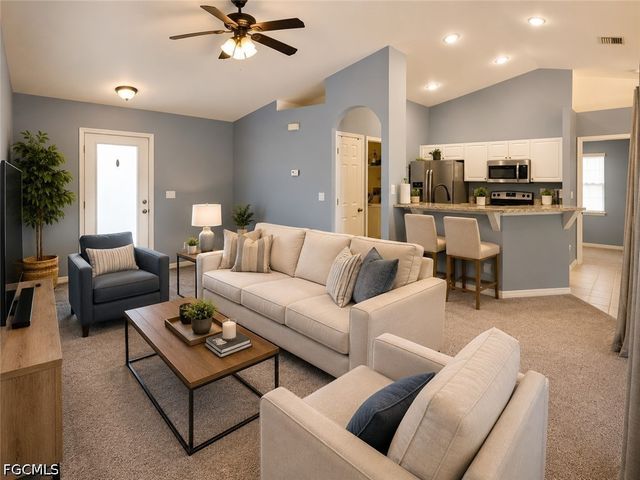 925 SW 31st ST, Cape Coral, FL 33914