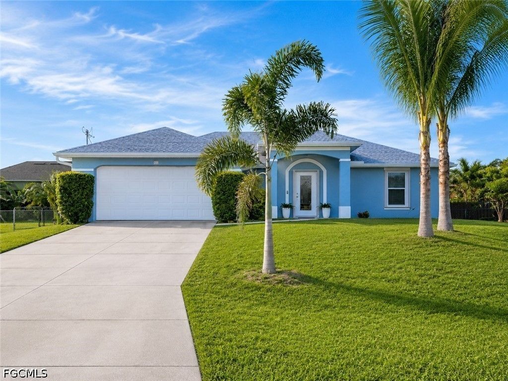 925 SW 31st ST, Cape Coral, FL 33914