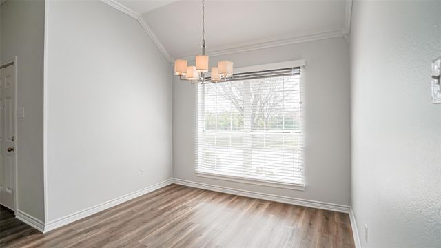 10519 Ravenswood Road, Granbury, TX 76049