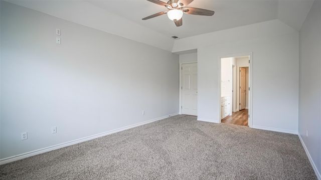 10519 Ravenswood Road, Granbury, TX 76049