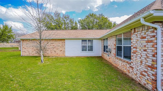 10519 Ravenswood Road, Granbury, TX 76049