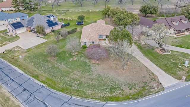 10519 Ravenswood Road, Granbury, TX 76049