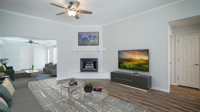 10519 Ravenswood Road, Granbury, TX 76049