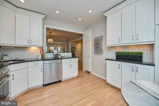 1120 KENSINGTON RD, Mclean, VA 22101