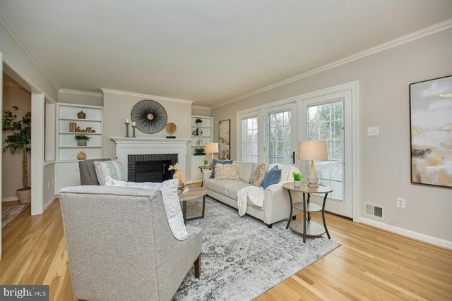 1120 KENSINGTON RD, Mclean, VA 22101