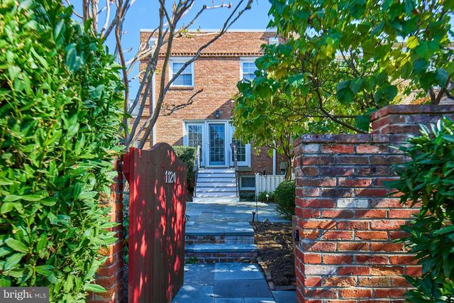 1120 KENSINGTON RD, Mclean, VA 22101